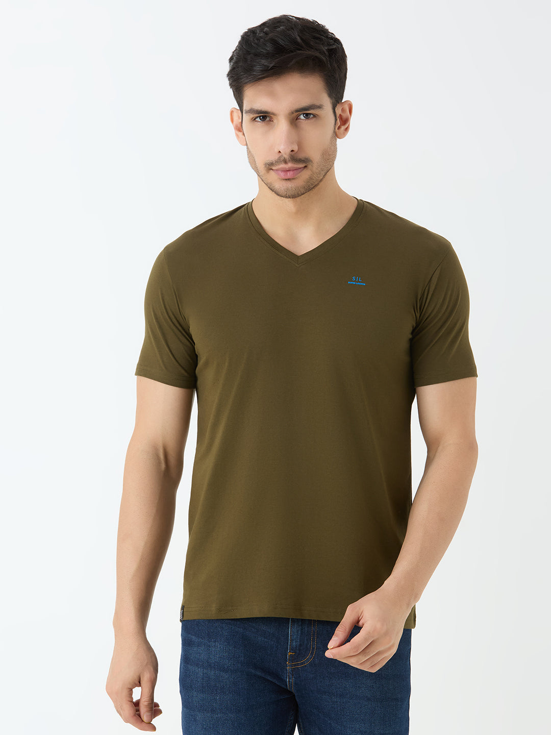 V-neck t-shirts