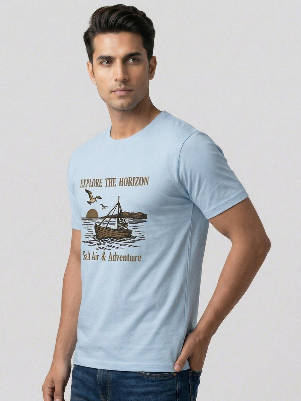 Explore The Horizon Graphic T-Shirt