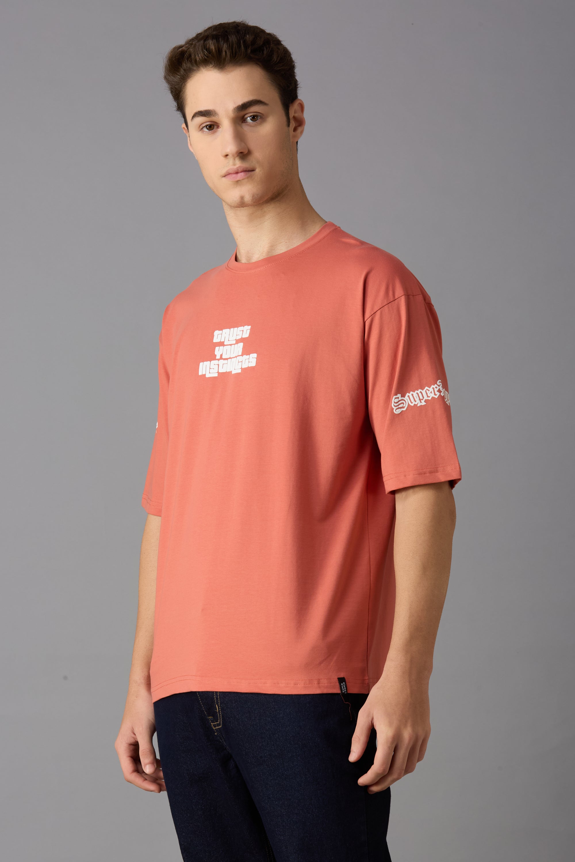 Round neck oversized t-shirt with puff print on front and sleeves