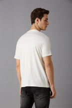 Round neck t-shirt with chest logo print