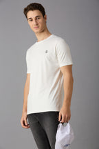 Round neck t-shirt with chest logo print