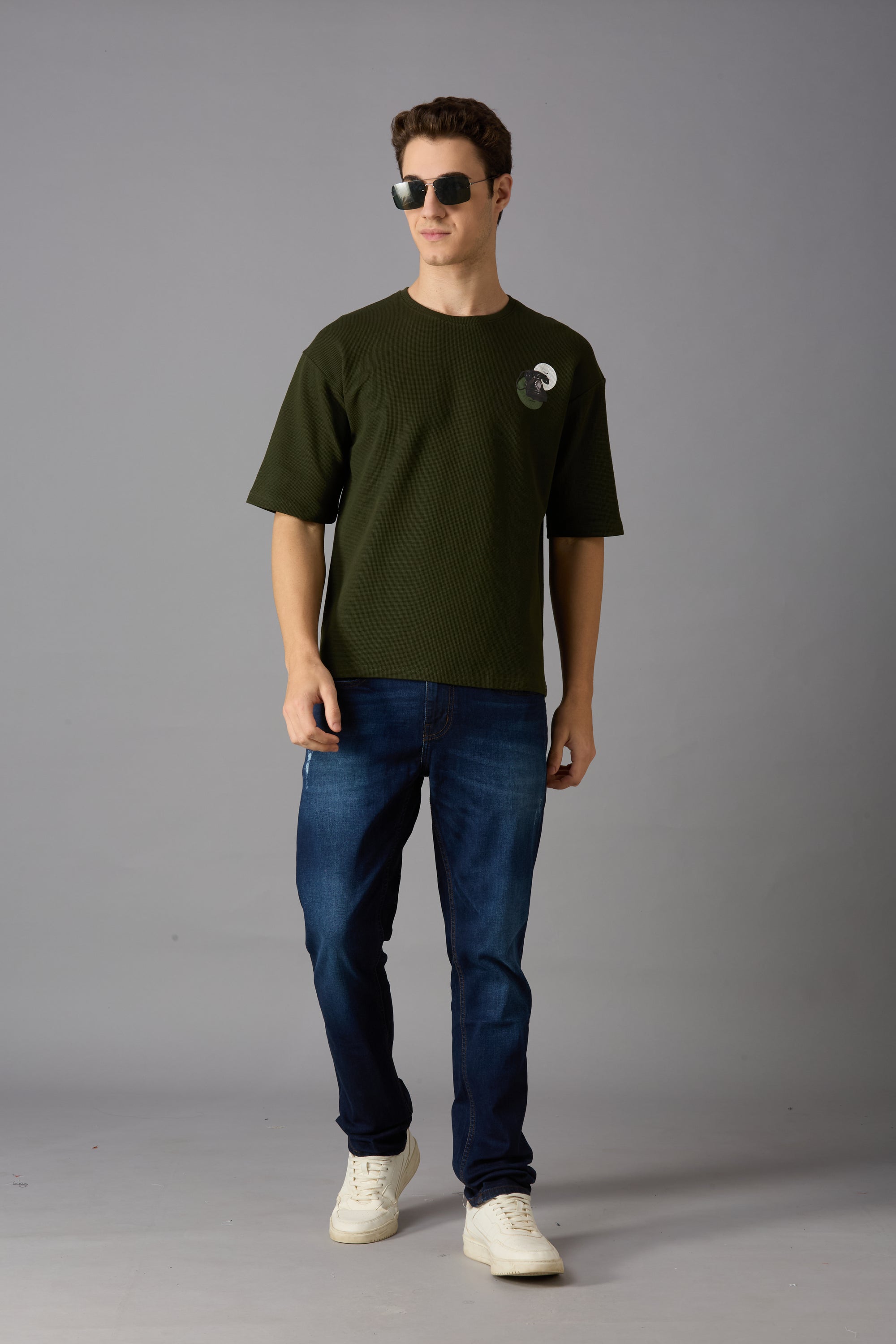 Oversized t-shirt with back print and front chest print