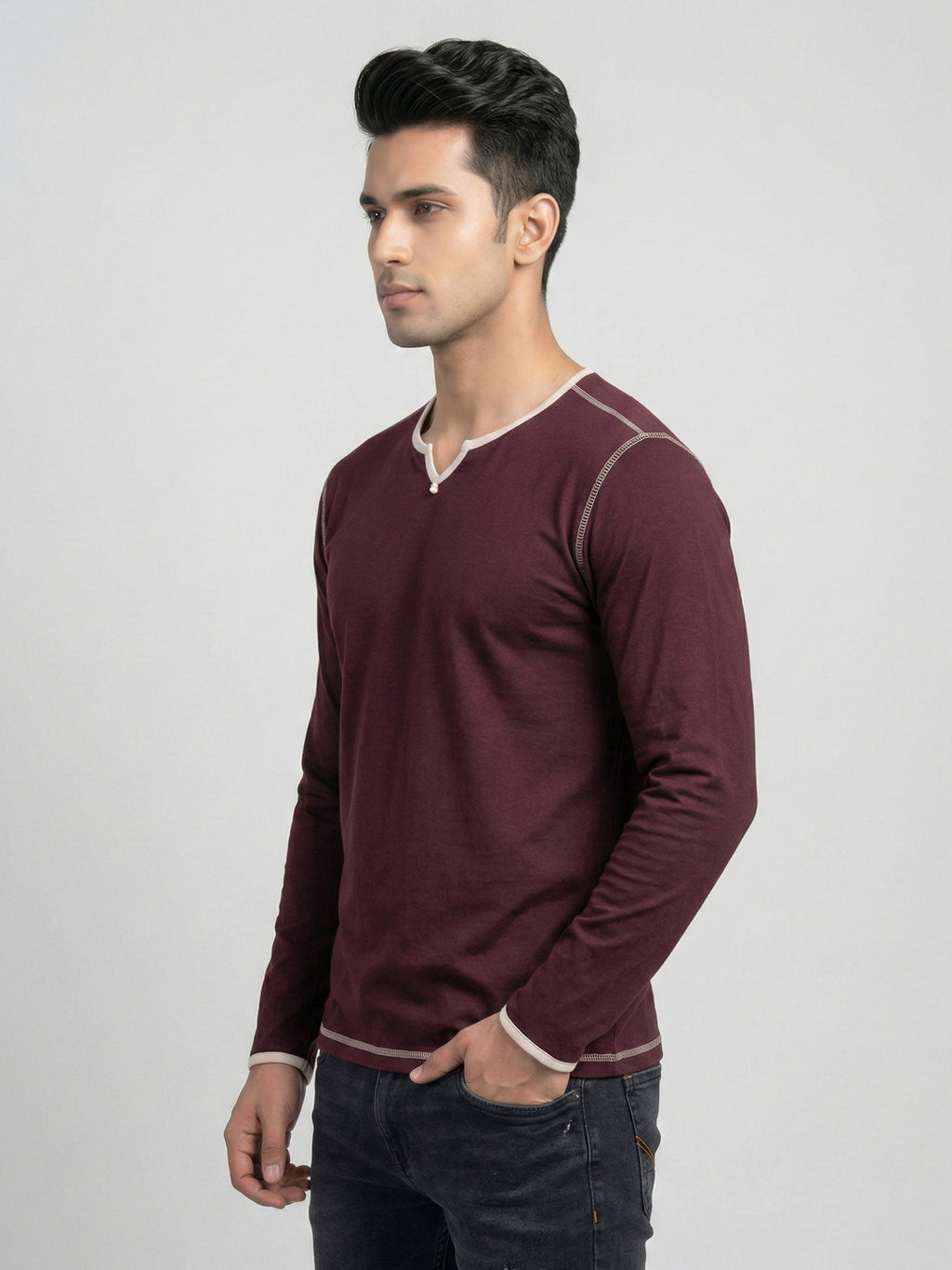 Maroon Contrast Trim V-Neck Full Sleeve T-Shirt