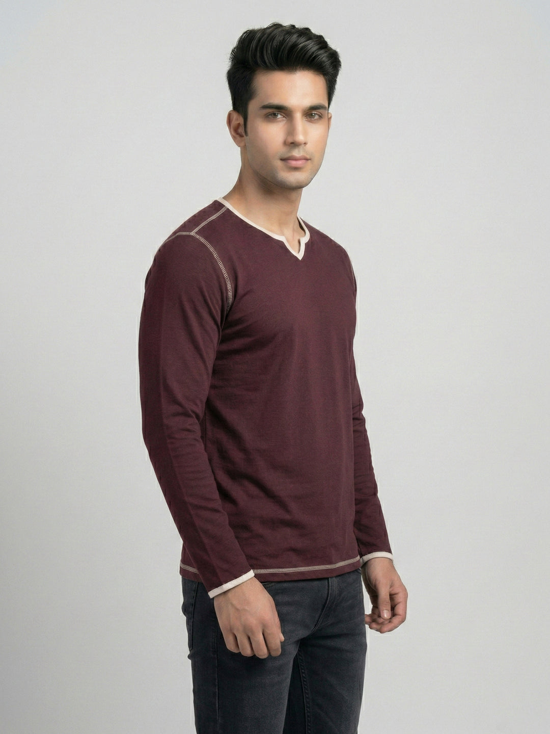 Maroon Contrast Trim V-Neck Full Sleeve T-Shirt